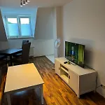 Апартаменты Augustusburger Strasse 149 *