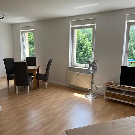 Augustusburger Strasse 149 Διαμέρισμα *